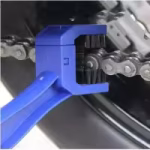 1Pcs Motorcycle Chain Cleaning Brush - Image 2